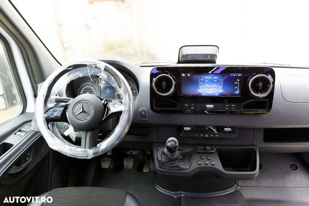 Mercedes-Benz SPRINTER - 7