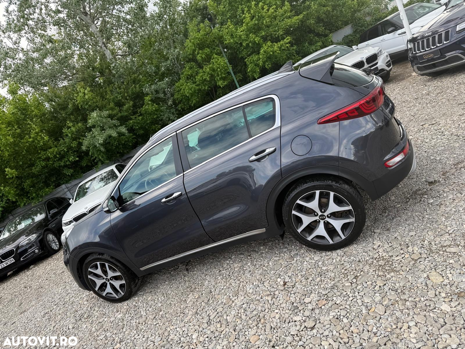Kia Sportage 1.7 CRDI 2WD ISG Aut. GT Line - 4