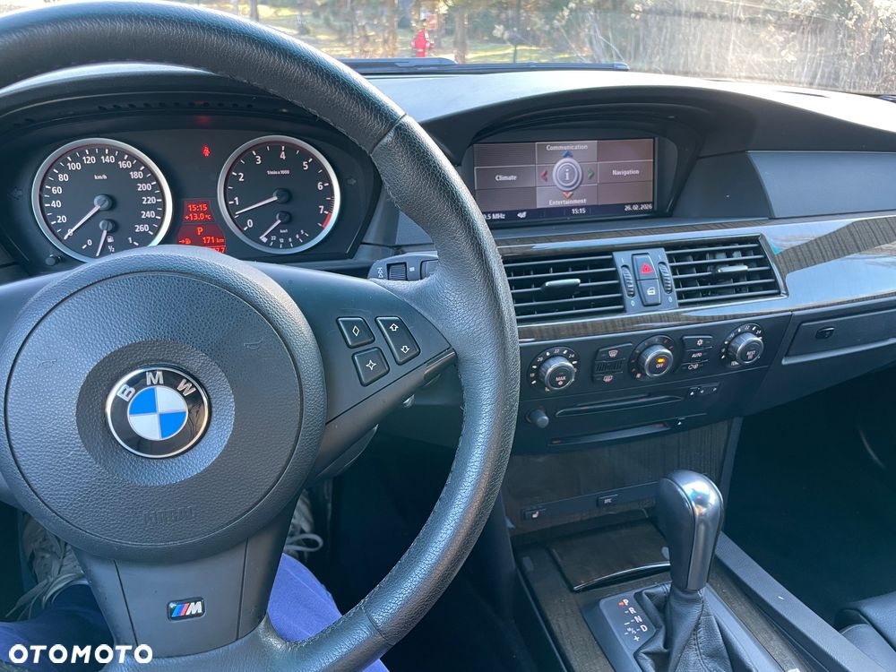 BMW Seria 5 - 21