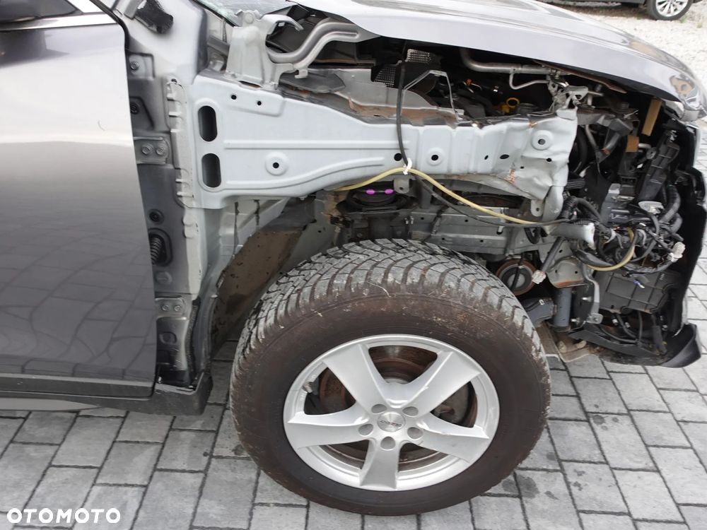 Nissan X-Trail 1.3 DIG-T N-Connecta 2WD DCT - 10