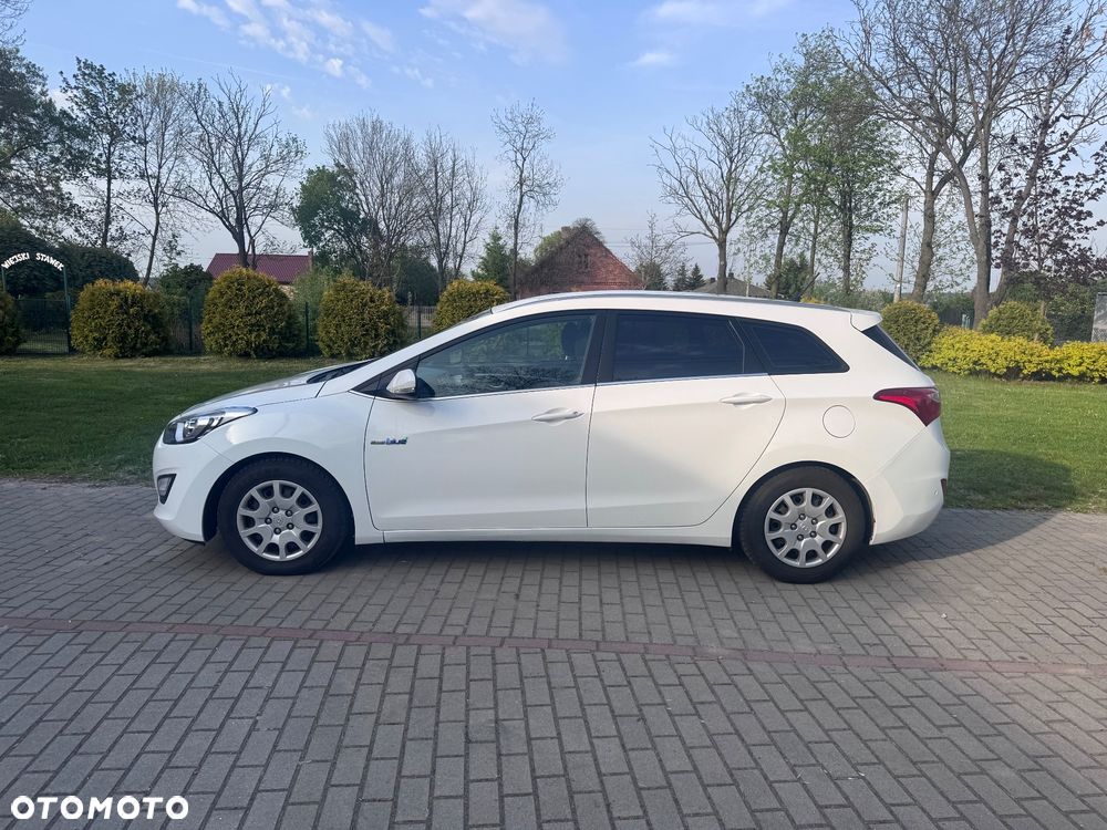 Hyundai i30 i30cw 1.6 CRDi Trend - 2