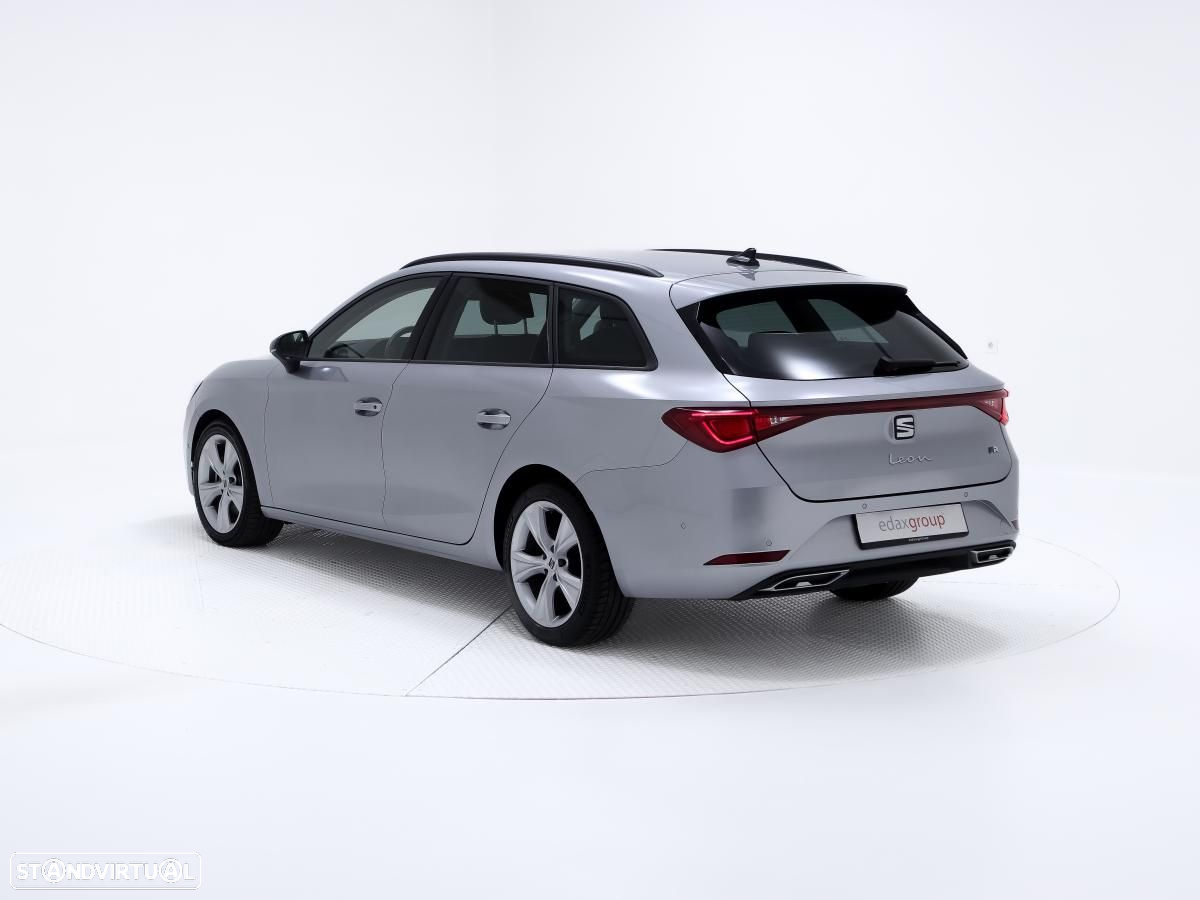 SEAT Leon ST 2.0 TDI FR DSG - 4