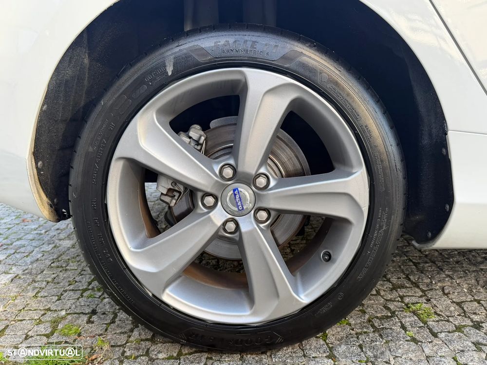 Volvo V40 1.6 D2 Summum - 19