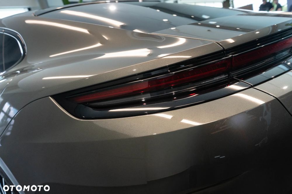 Porsche Panamera 4 E-Hybrid PHEV - 29