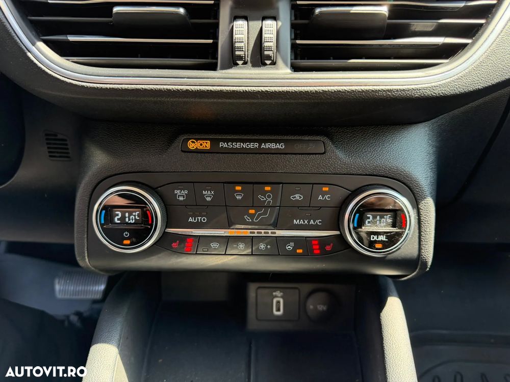 Ford Focus 1.5 EcoBlue Start-Stopp-System Aut. TITANIUM - 16