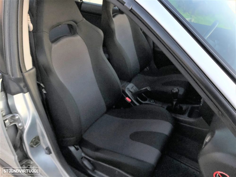 Subaru Impreza Sedan 2.0 WRX - 7