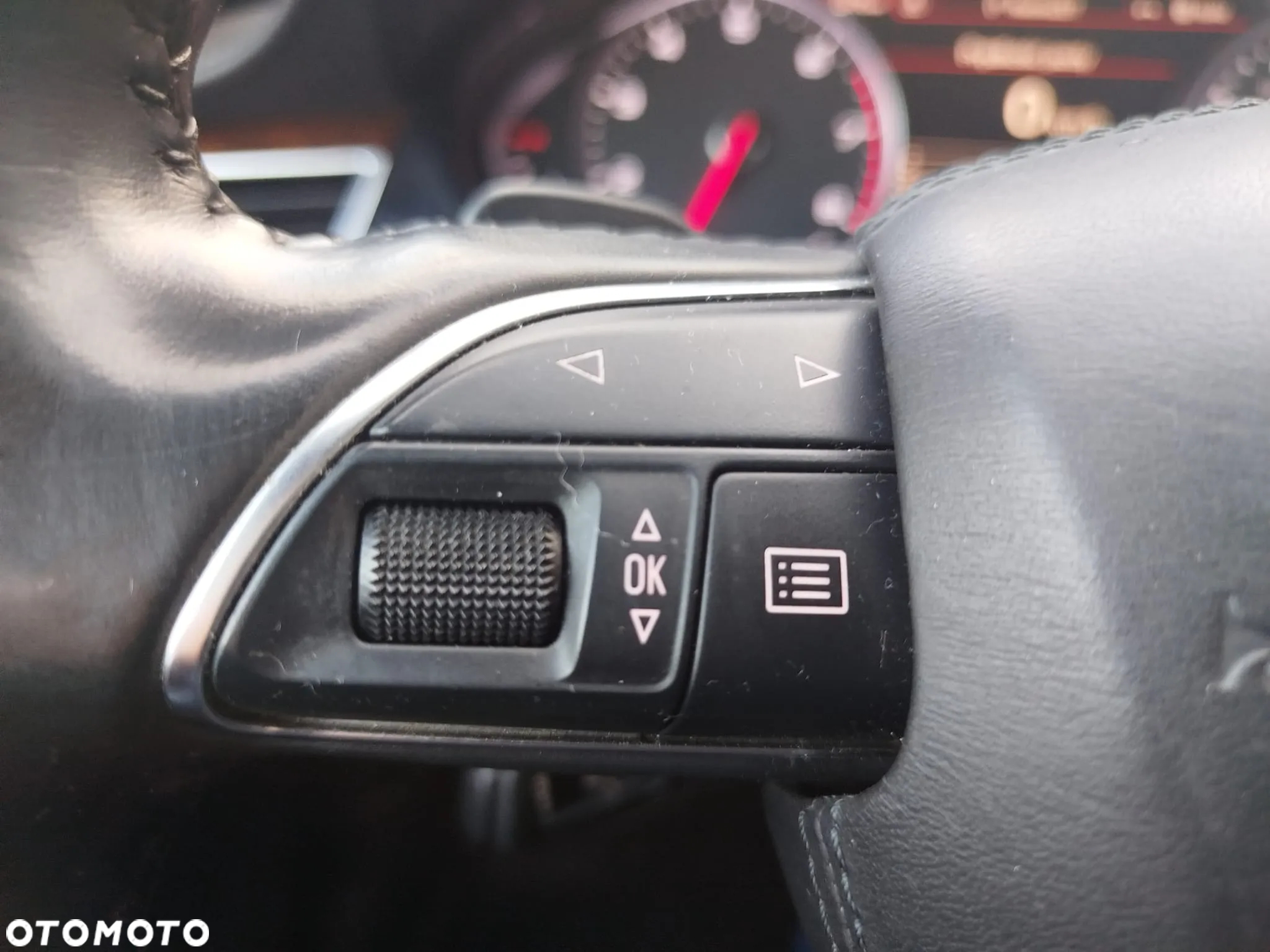 Audi A8 L 55 TFSI quattro tiptronic - 36