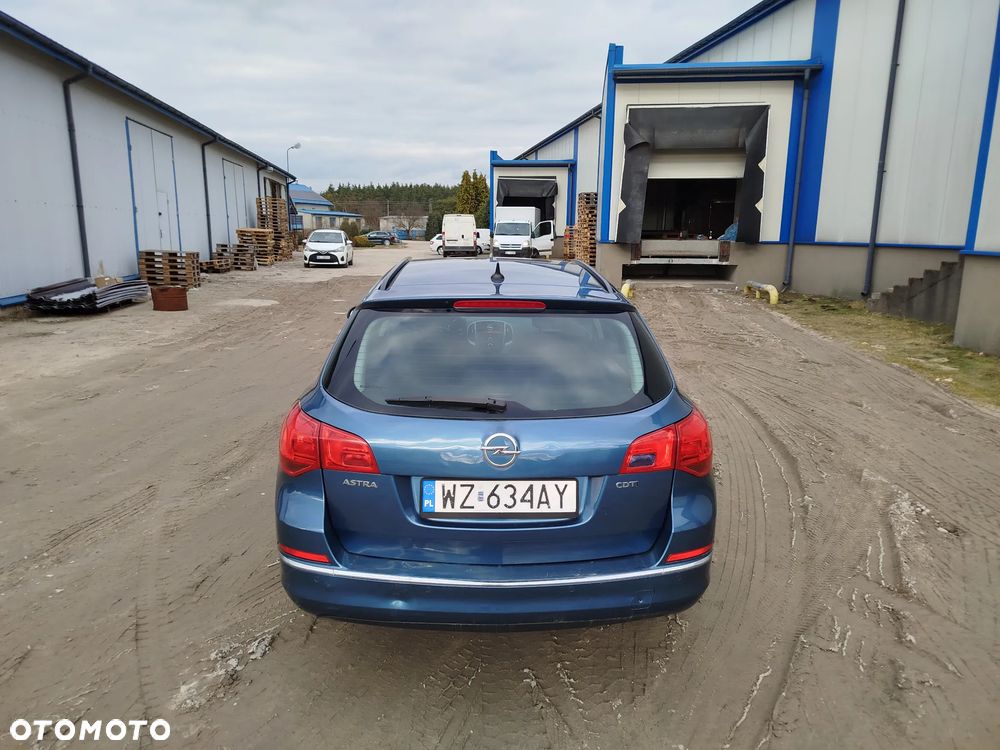 Opel Astra - 11