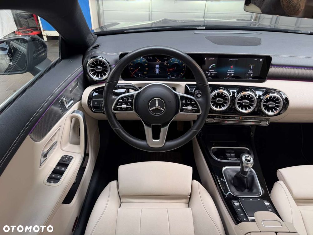Mercedes-Benz CLA - 26