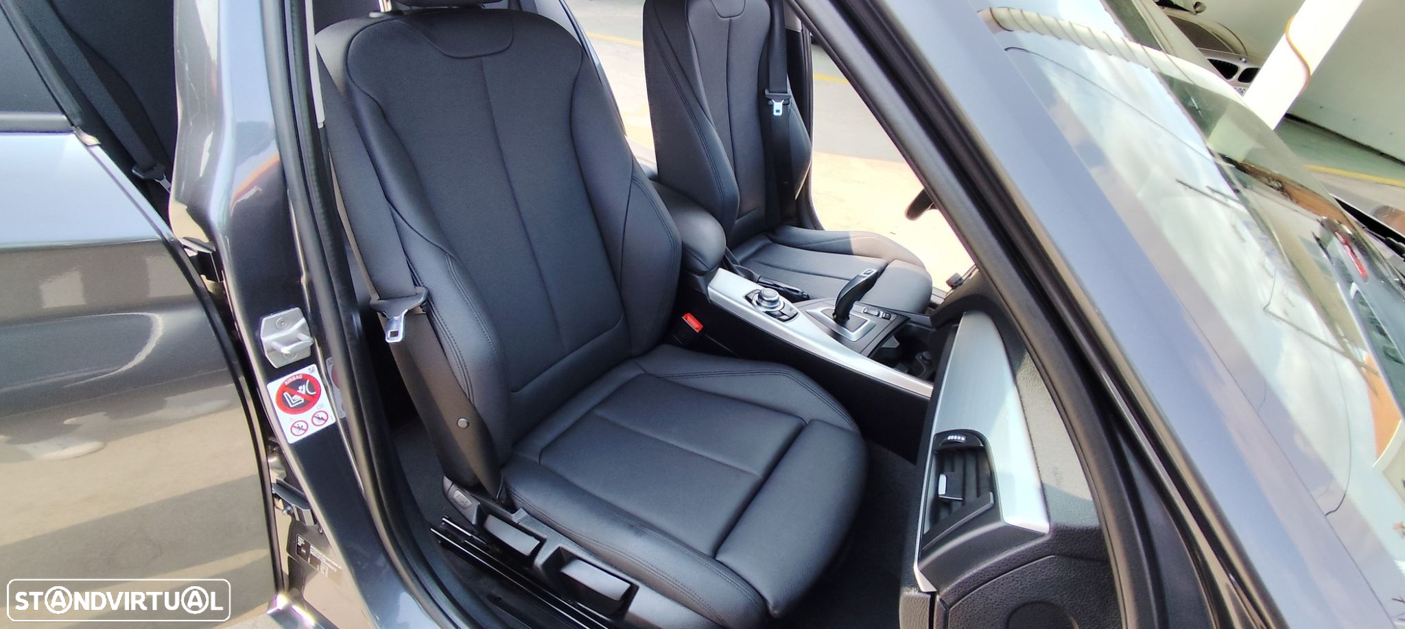 BMW 116 d Auto - 12