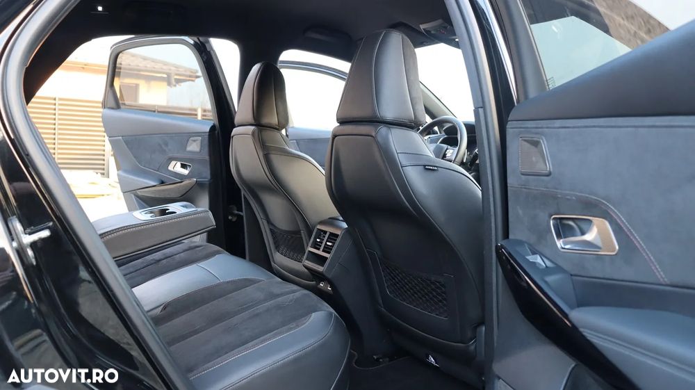 DS Automobiles DS 7 Crossback 1.6 PHeV AWD 300 EAT8 PERFORMANCE LINE + - 14