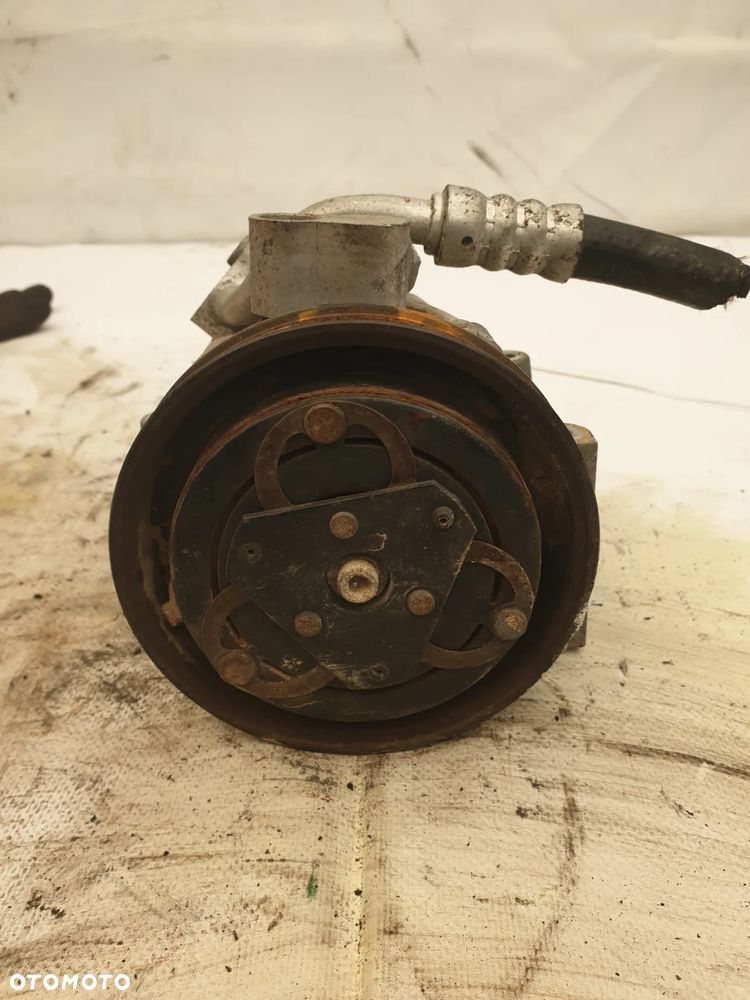 Smart Fortwo 451 Kompresor klimatyzacji A1322300011 - 2