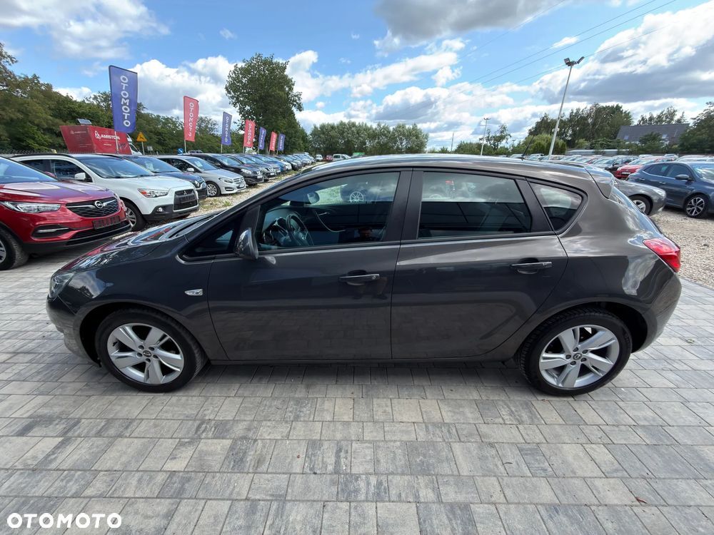 Opel Astra 1.4 Essentia - 19