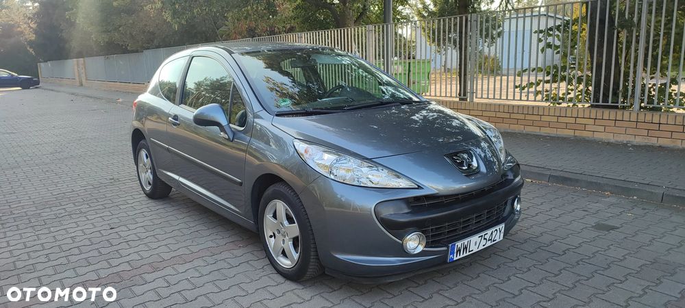 Peugeot 207 1.4 16V Trendy - 6
