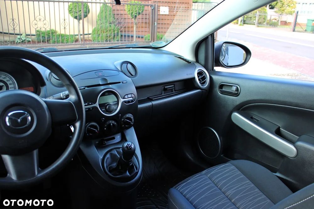 Mazda 2 1.3 MZR Active - 19