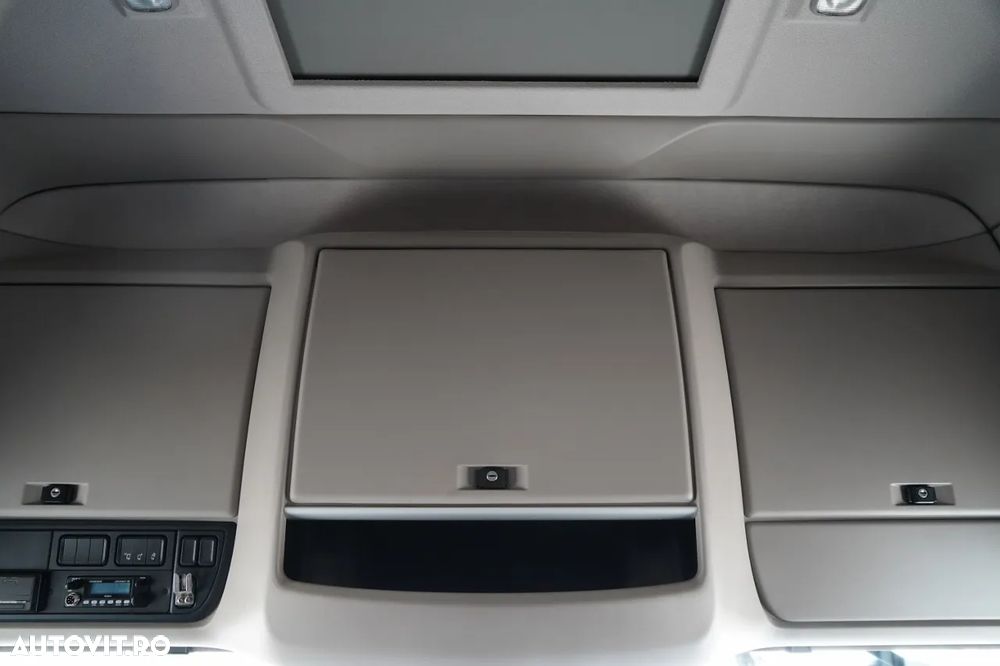 DAF XF 480 / SOLO  7,7 m/ CORTINĂ / 6X2 / PUNTE RIDICATĂ / - 35