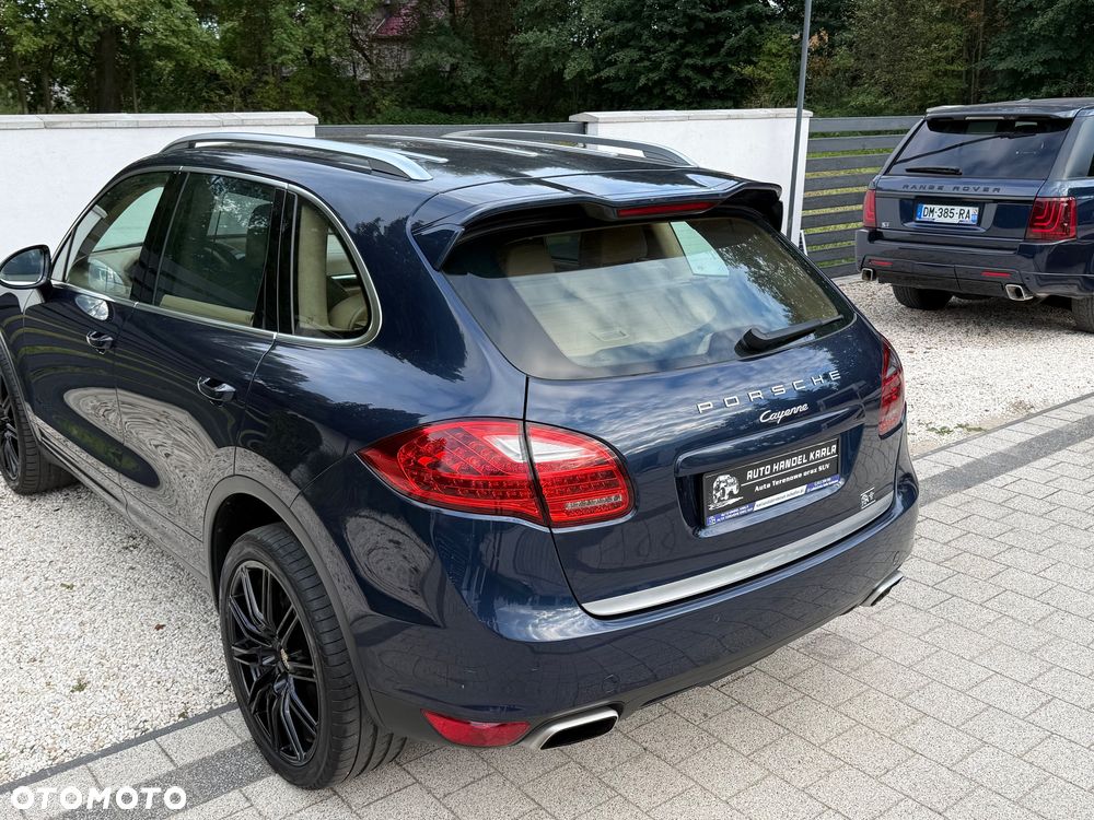 Porsche Cayenne Platinum Edition - 15
