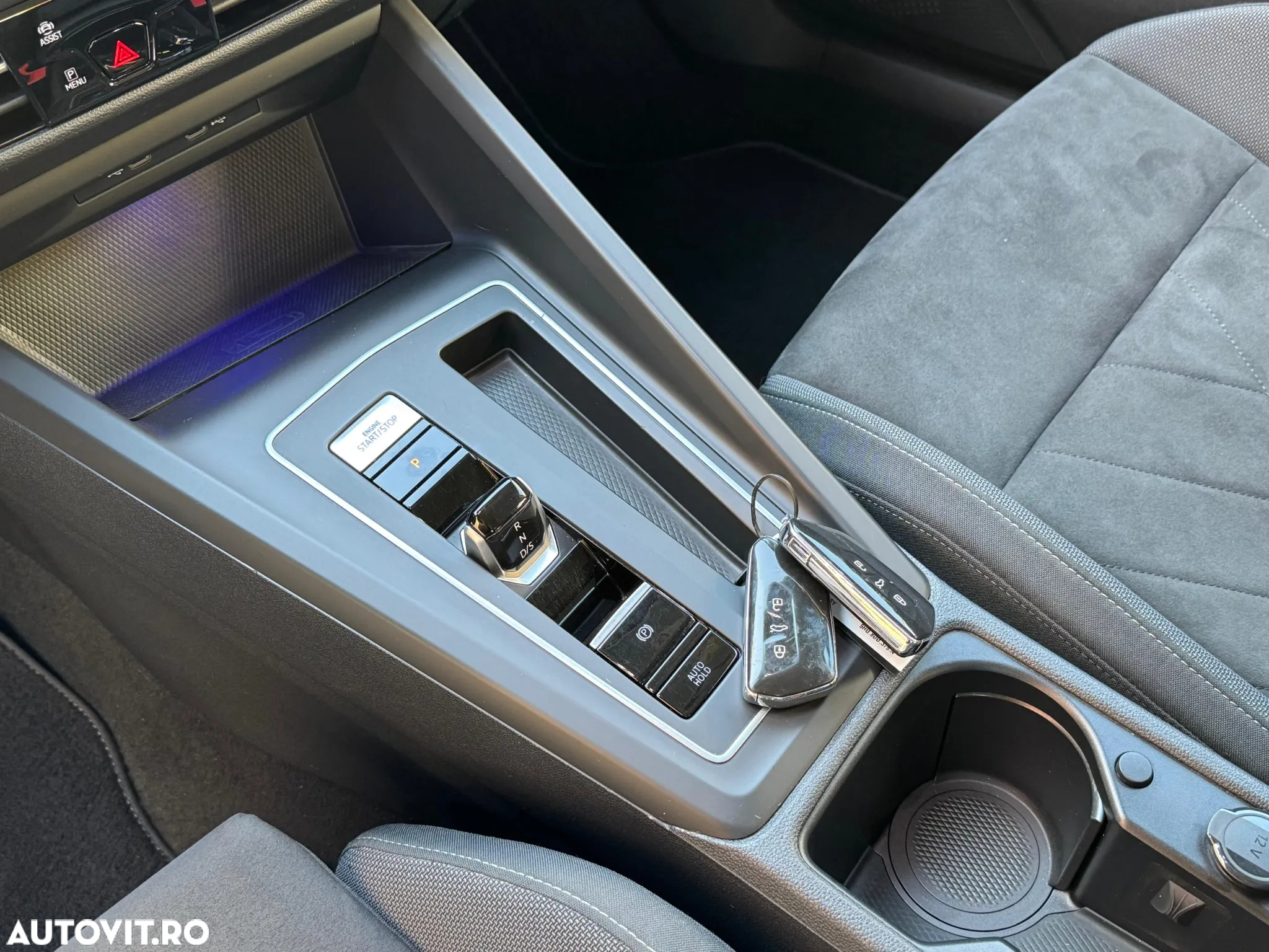 Volkswagen Golf - 20