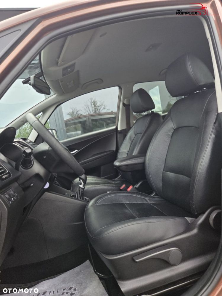 Hyundai ix20 - 9