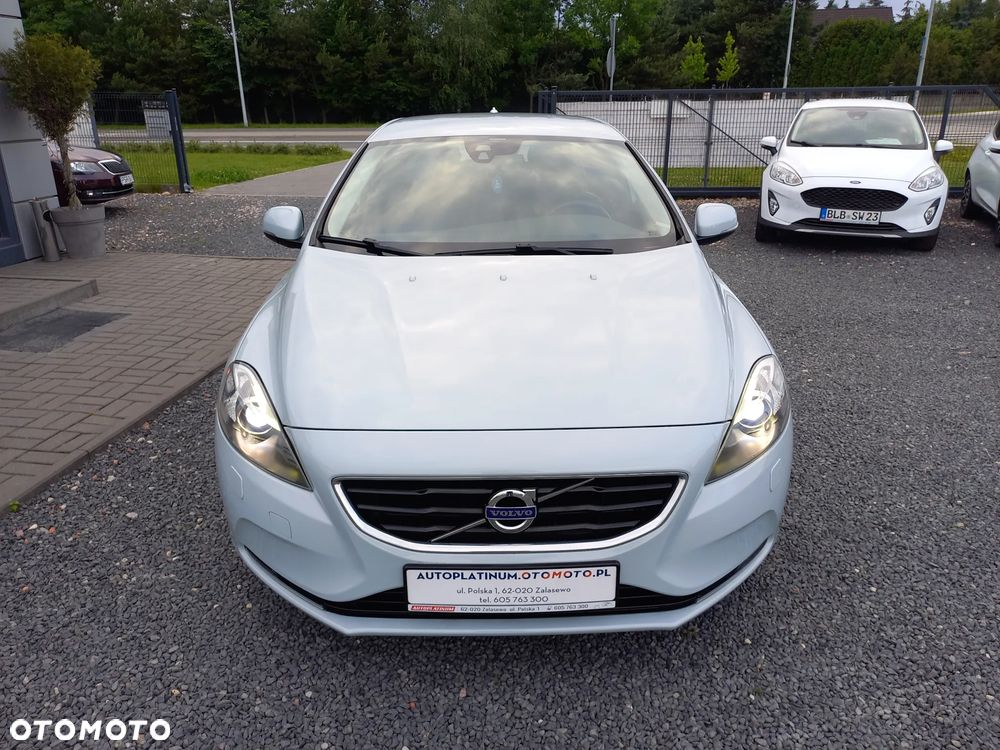 Volvo V40 D3 Momentum - 14