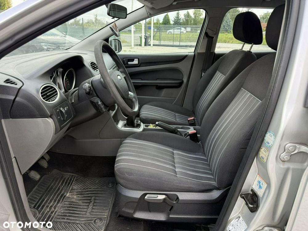 Ford Focus 1.8 TDCi Trend + - 11