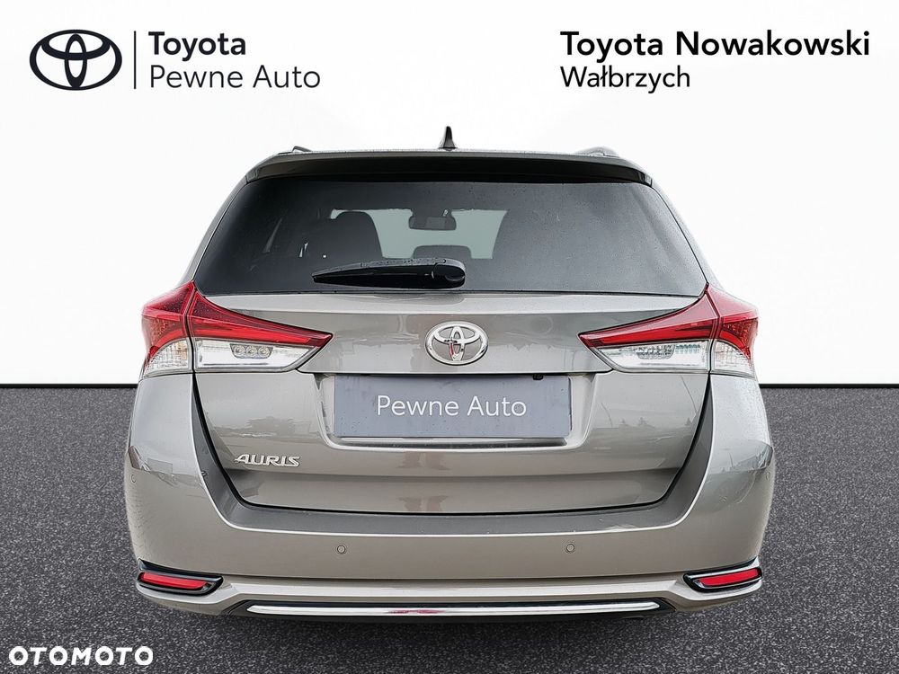 Toyota Auris 1.6 Dynamic - 8