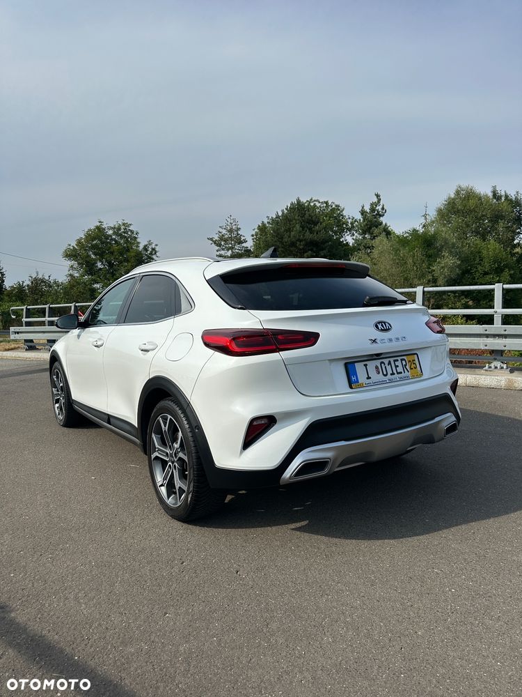 Kia XCeed - 12