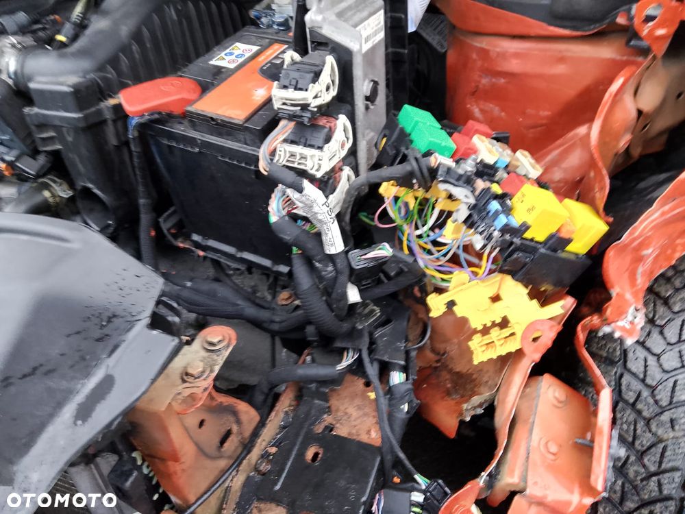 Peugeot 208 PureTech 82 Start & Stop Allure - 8