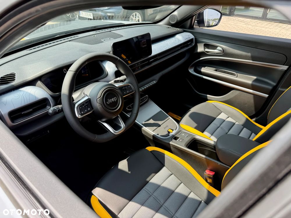 Jeep Avenger 1.2 T3 mHEV The North Face 4xe eDCT6 - 15