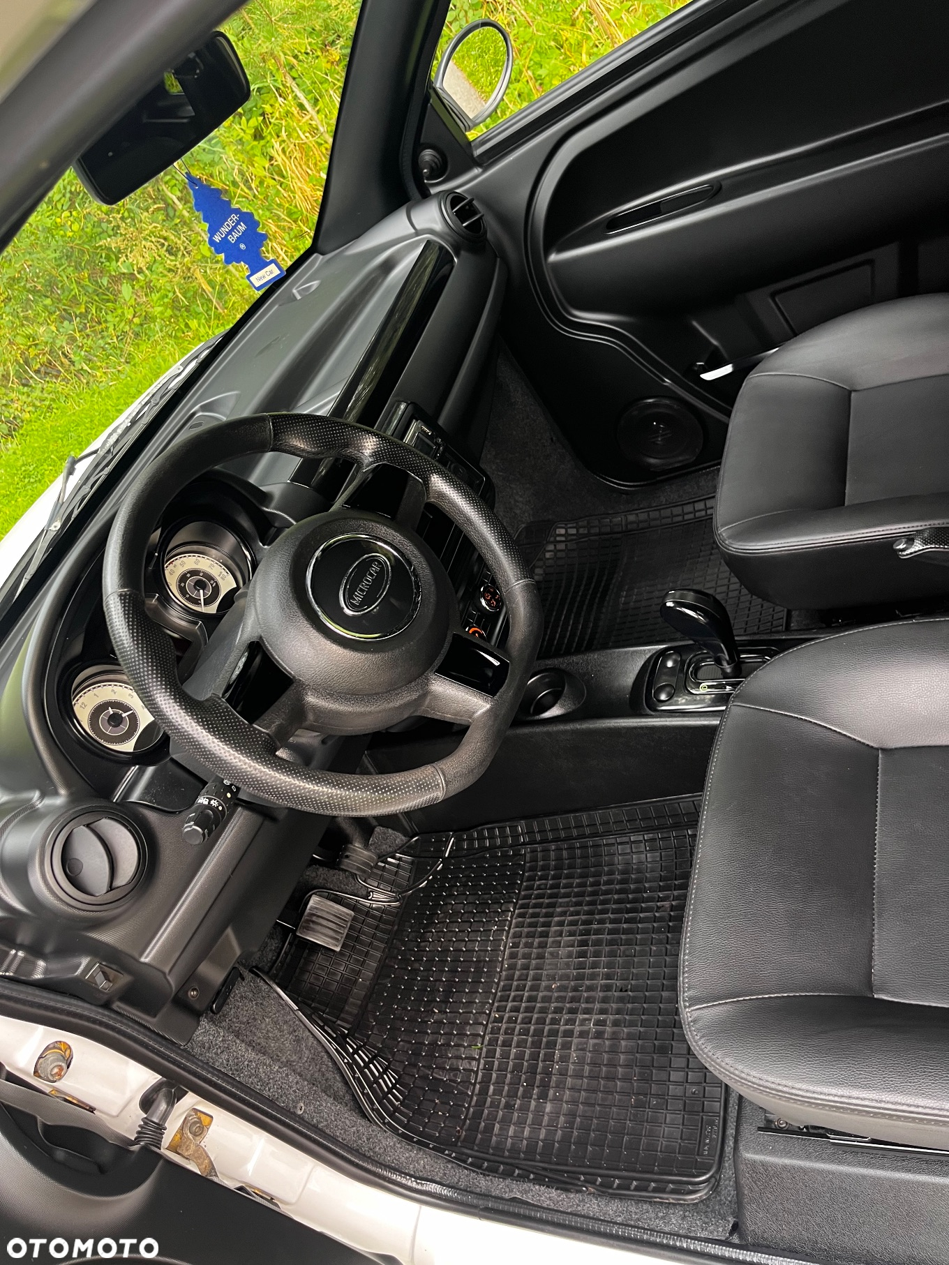 Microcar DUE - 8