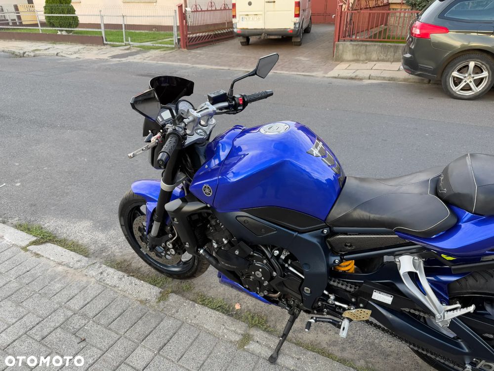 Yamaha FZ - 13