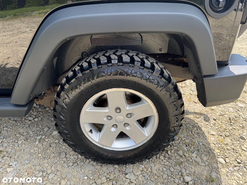 Jeep Wrangler - 27