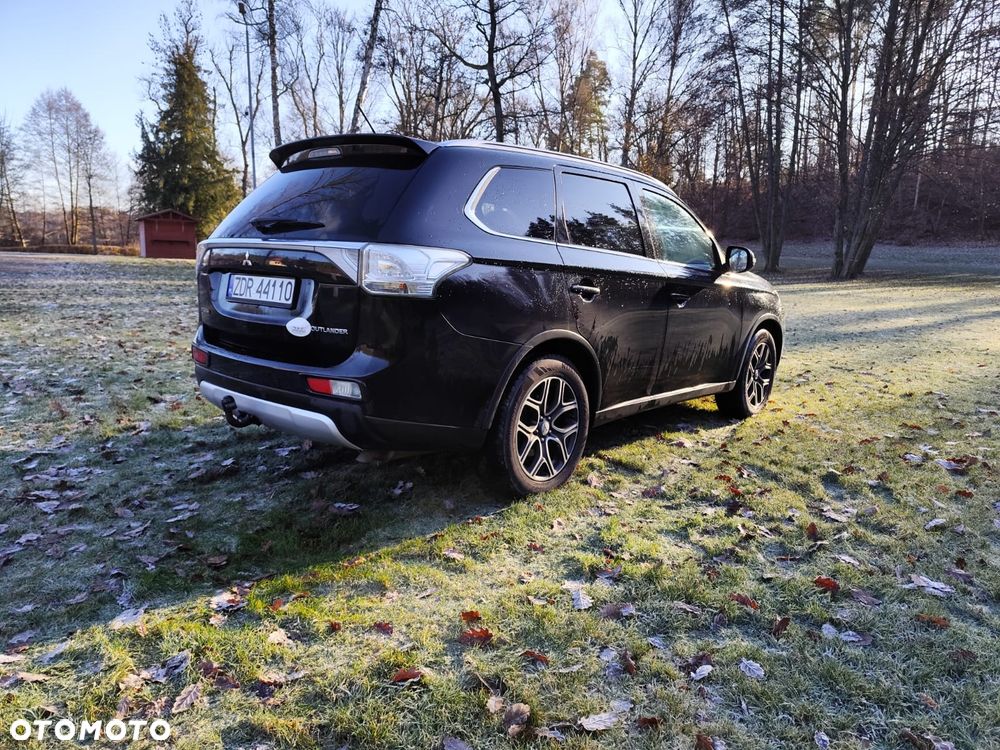 Mitsubishi Outlander 2.2 DID Instyle Navi 4WD - 12
