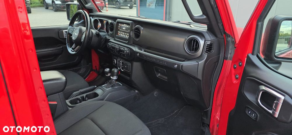 Jeep Wrangler Unlimited GME 2.0 Turbo Sport - 22