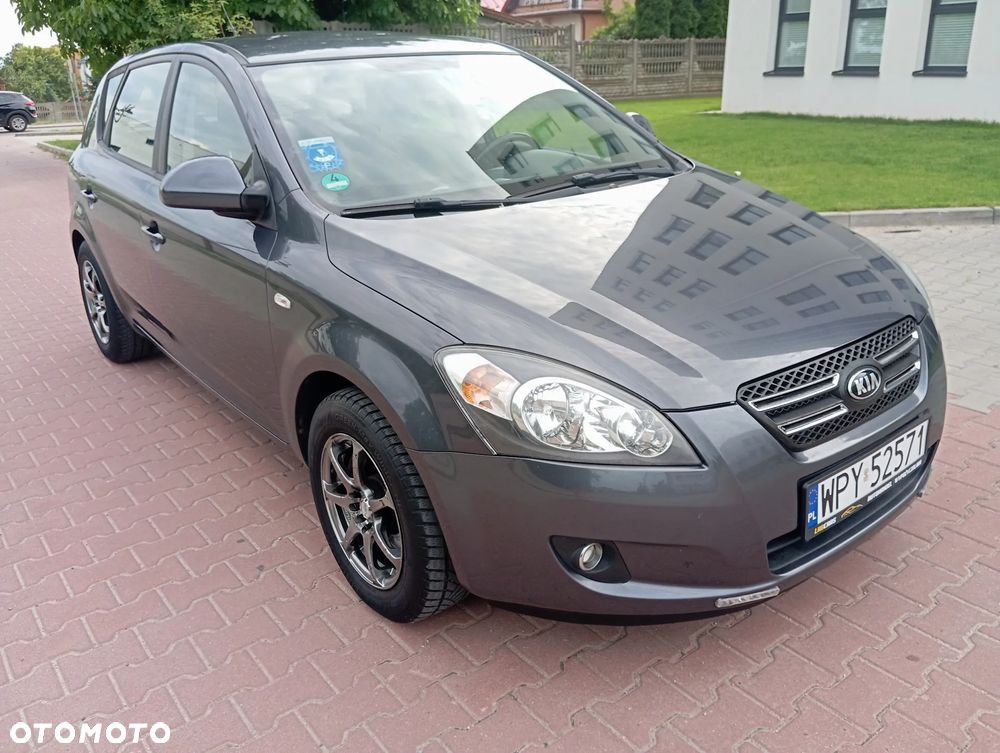 Kia Ceed 2.0 Optimum - 2