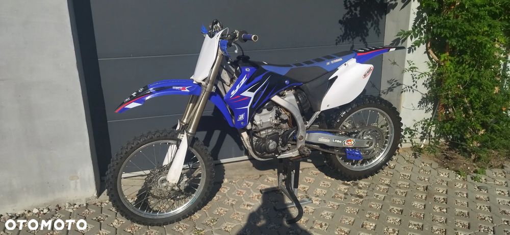 Yamaha YZF - 7