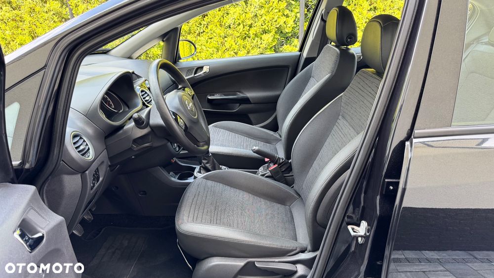 Opel Corsa - 27