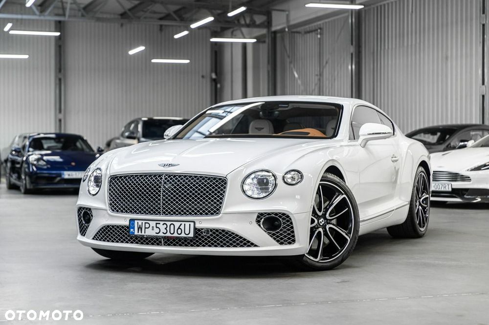 Bentley Continental GT - 10