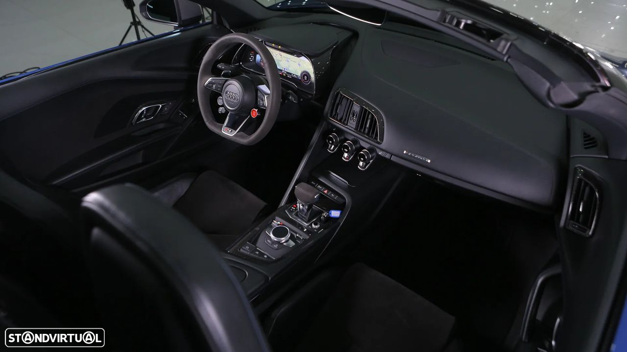 Audi R8 Spyder 5.2 FSi V10 S tronic Plus - 8