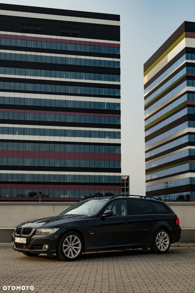 BMW Seria 3 320d xDrive - 7