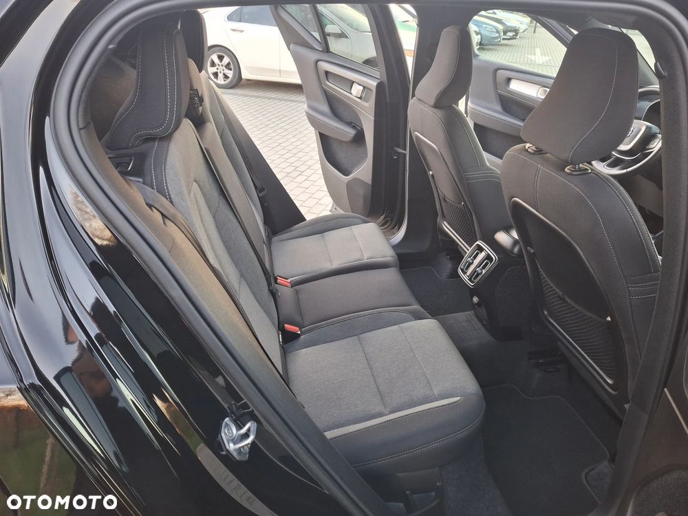 Volvo XC 40 T3 - 9