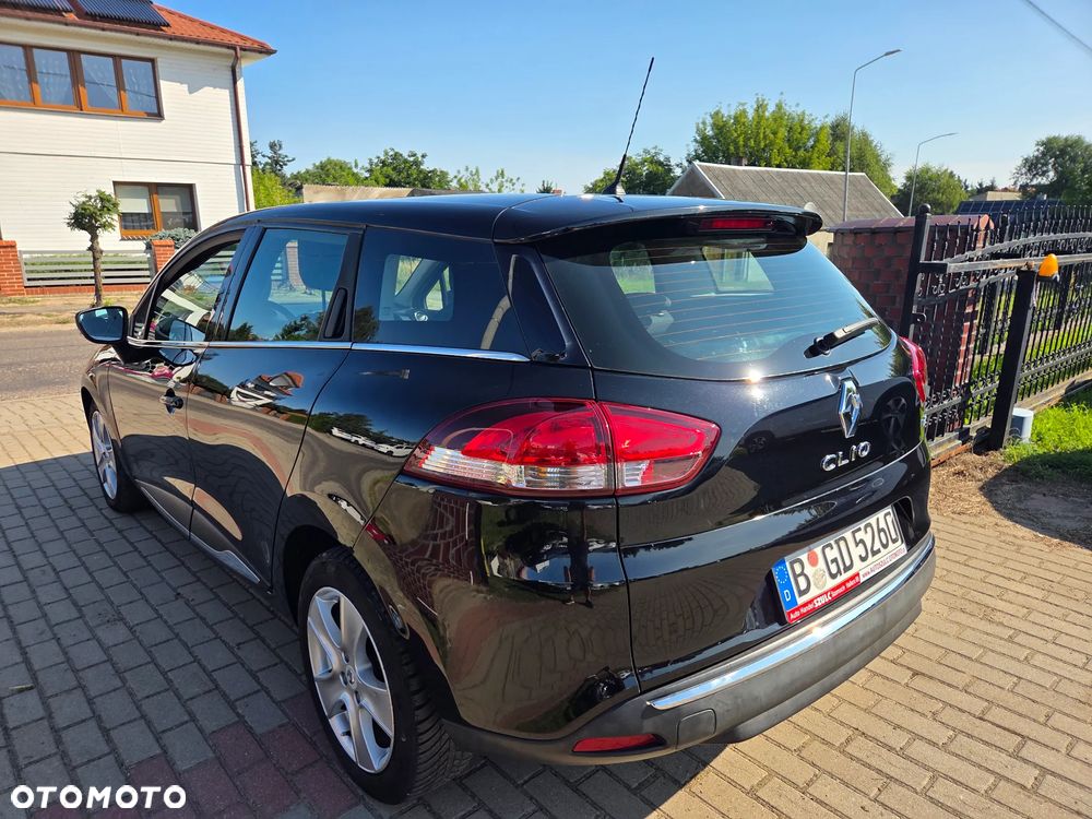 Renault Clio - 6