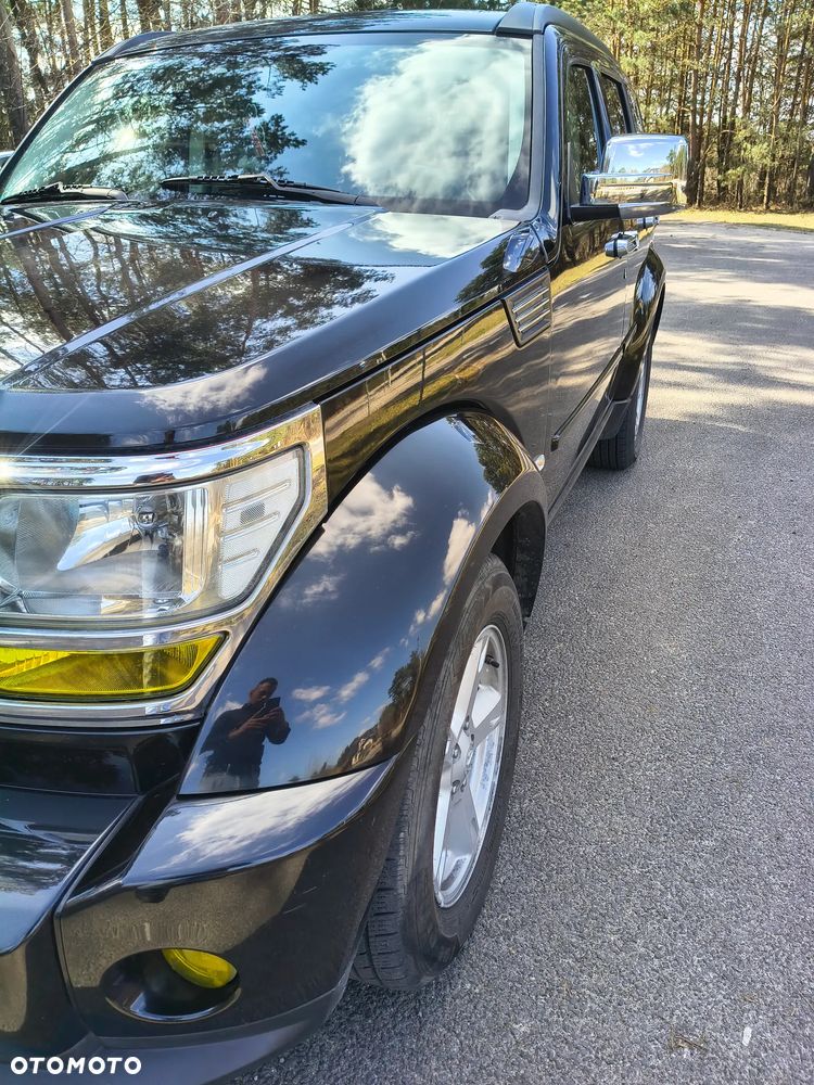 Dodge Nitro 2.8 CRD SXT - 17