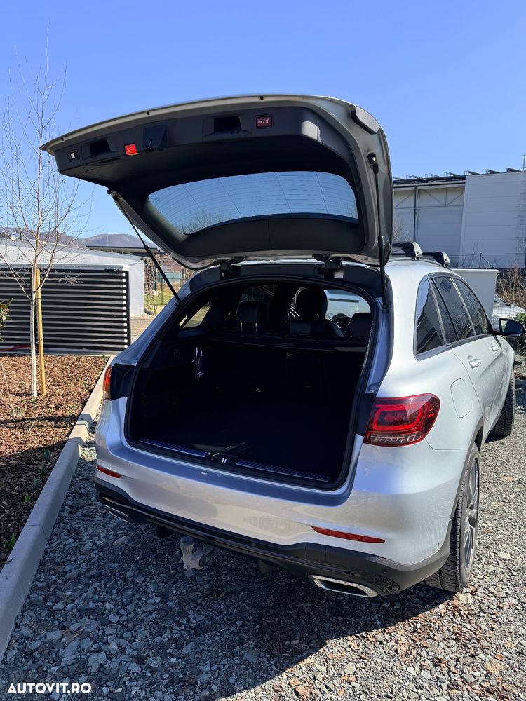 Mercedes-Benz GLC - 11