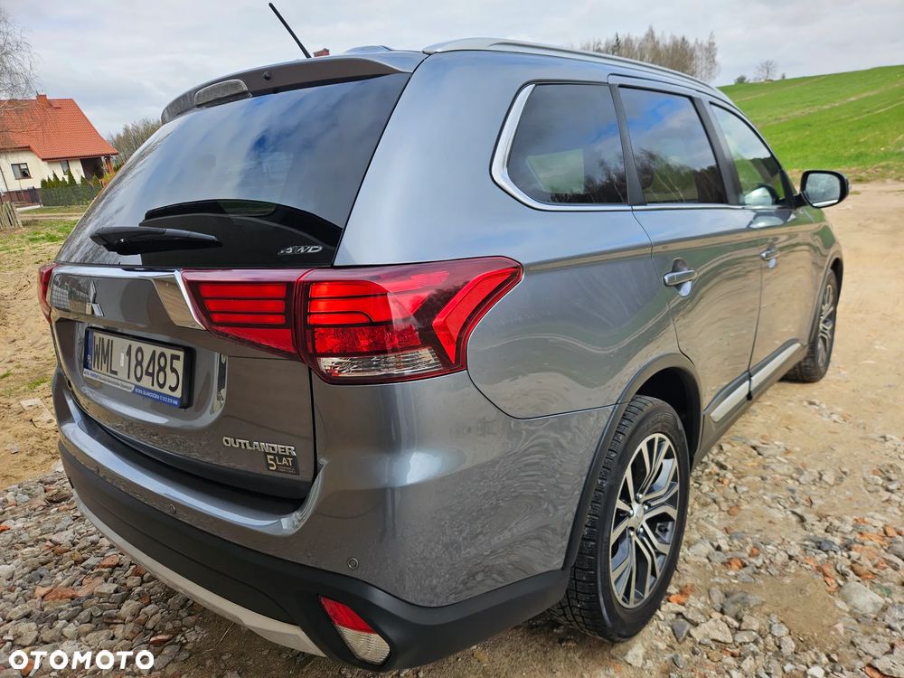 Mitsubishi Outlander 2.0 Intense + SDA 4WD CVT - 12