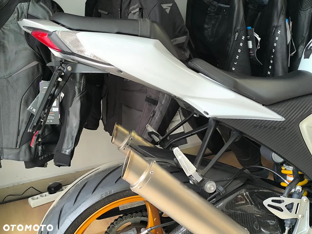 Suzuki GSX-R - 9