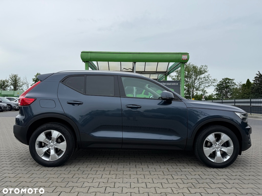 Volvo XC 40 T3 Momentum Pro - 8