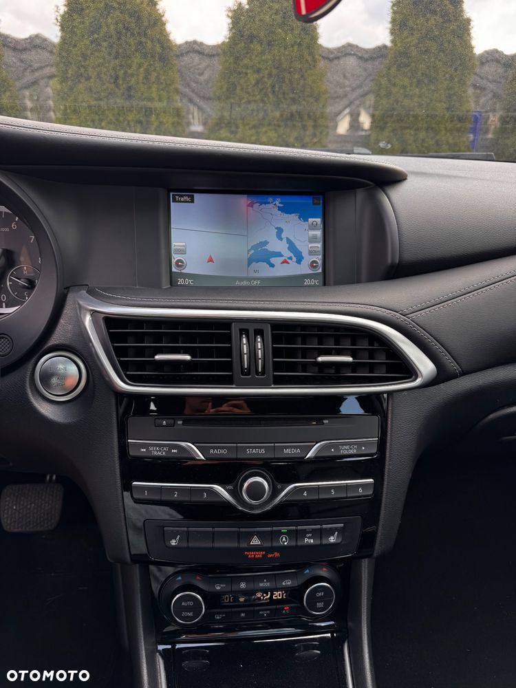 Infiniti QX30 2.0t Premium AWD 7DCT - 17