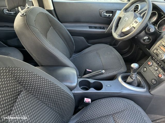 Nissan Qashqai 1.5 dCi Visia AC - 12