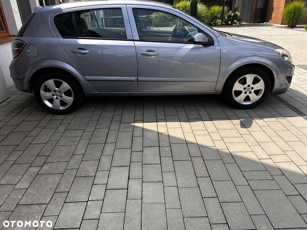Opel Astra 1.6 - 5